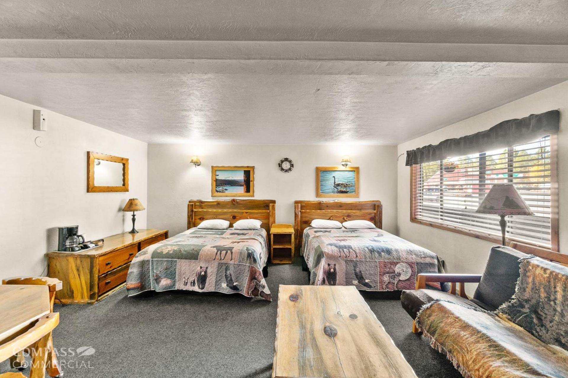 Willamette Pass Inn & Chalets Odell Lake Exterior photo